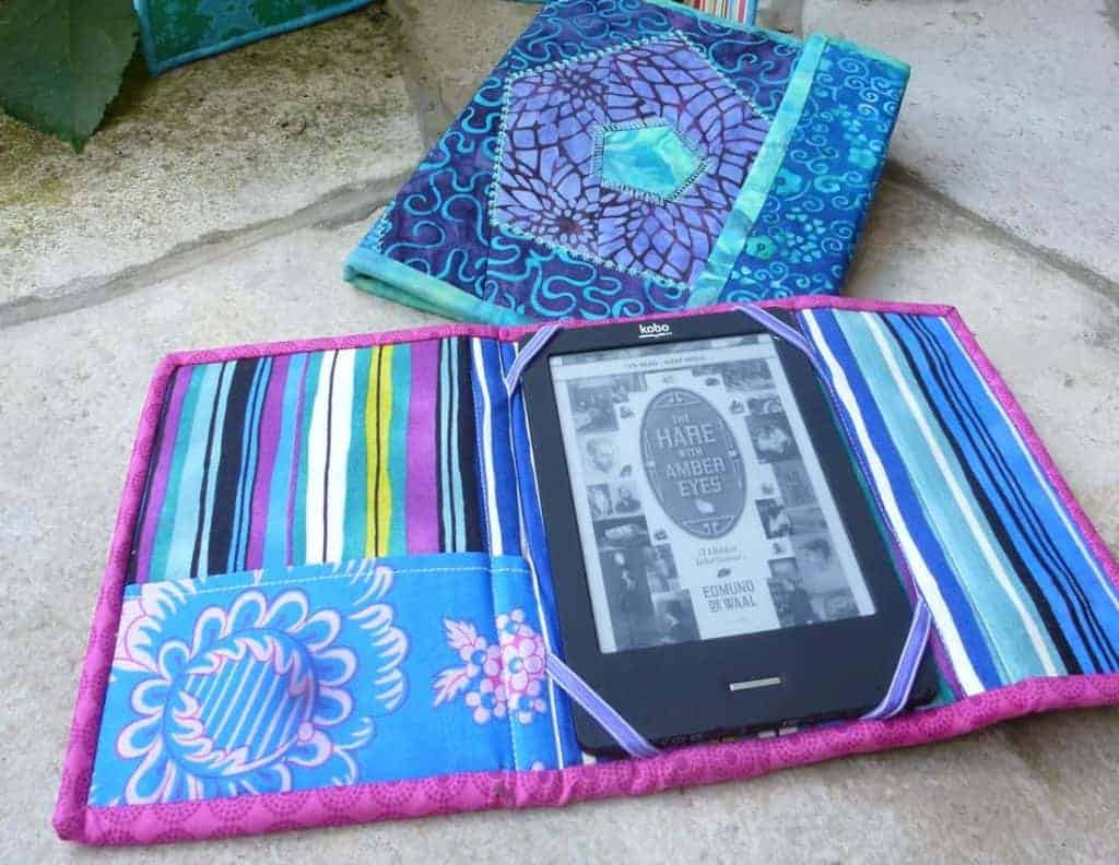 Every e-Reader Needs a Cover: Tablet Cover Pattern