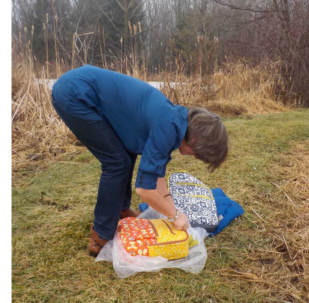 picking-up-backpacks