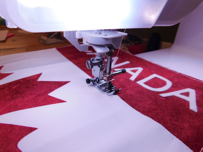 Sewing-maple-leaf