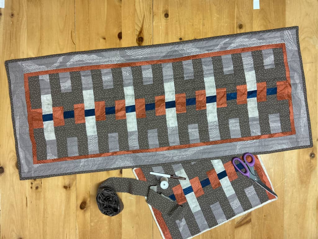 Example of Boardwalk table runner and placemat set