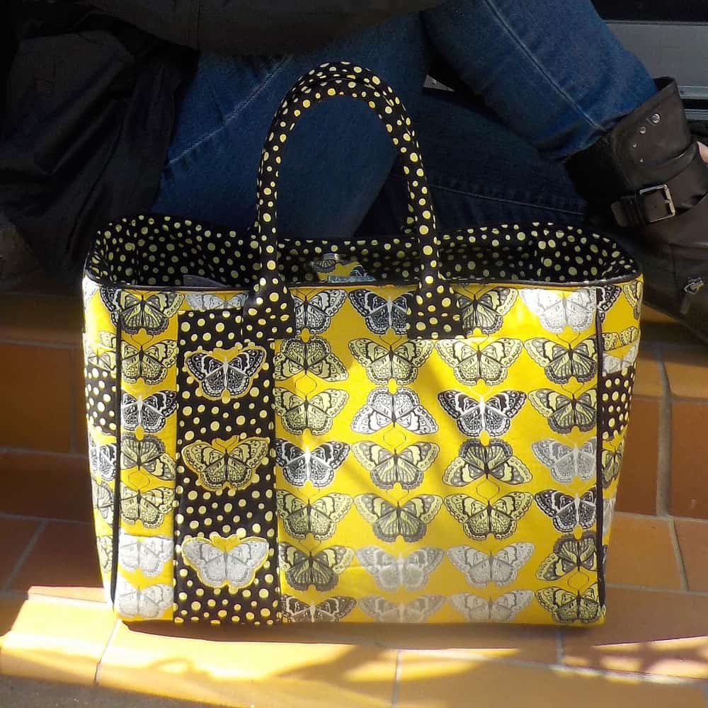 A Yorkville Shopper on display made from an ABQ tote bag pattern.