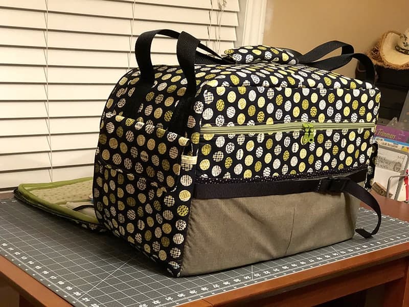 Serger carrying 2024 case pattern